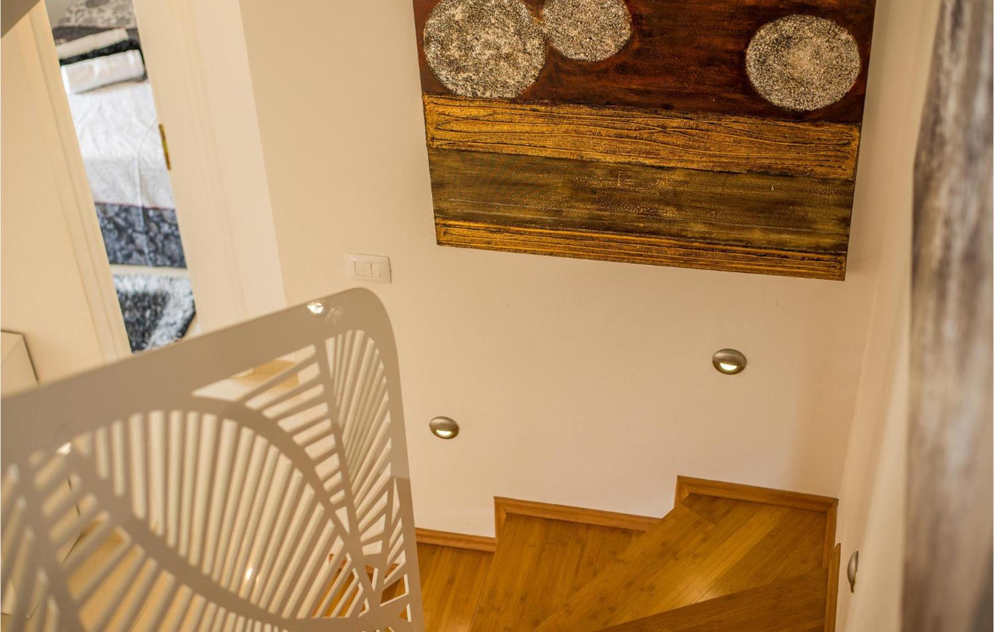 Beautiful Home In Martinscica With Wifi מראה חיצוני תמונה